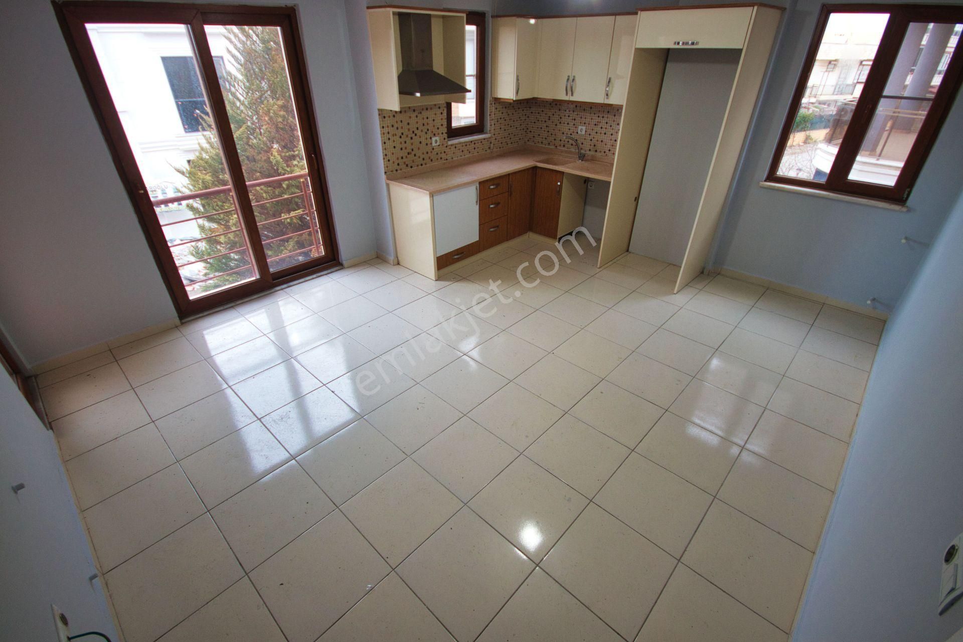 🛑🛑aktiften Akçay Merkez'de Satılık Ön Cephe Arakat Denize Yakın Çift Balkonlu 2+1 Daire - Görsel 21