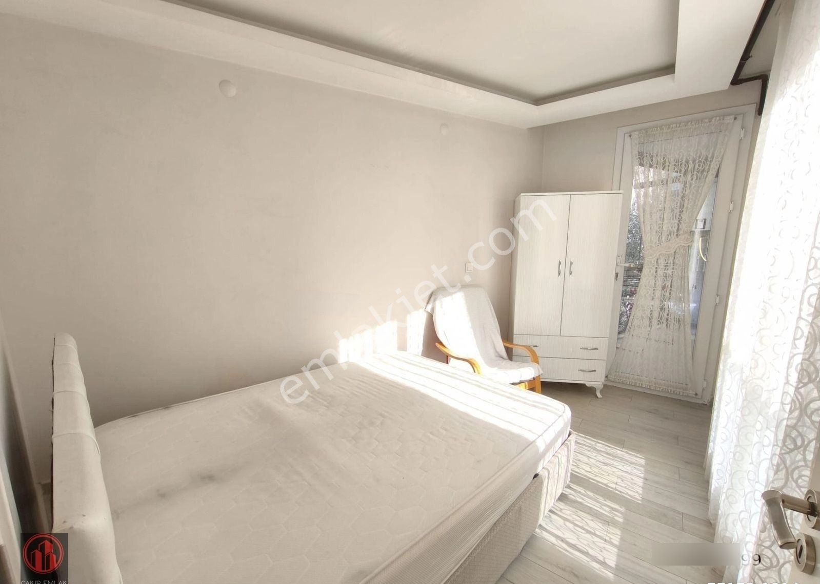 Balçovada Metro Yakını Yeni Binada Eşyalı D.gazlı A.kat Kiralık 1+1 Daire - Görsel 2