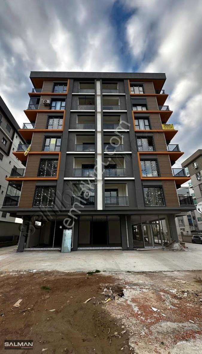 Salman'dan Menemen Koyundere Ulus Mah. Satılık 3+1 Lüks Daire