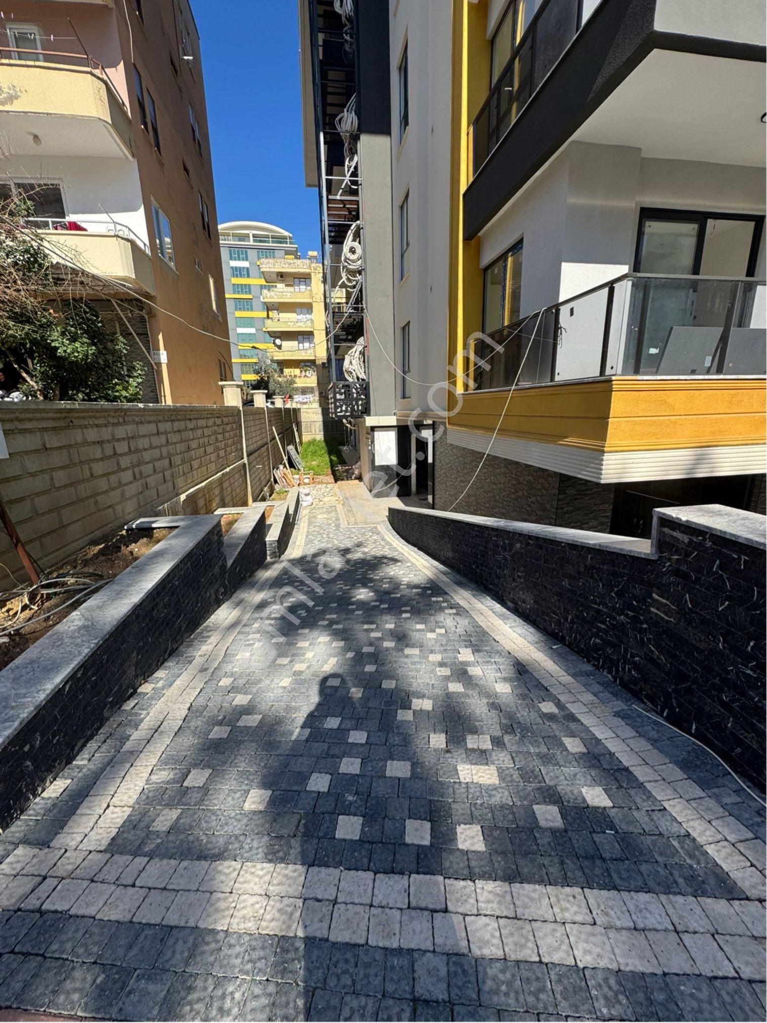 Güllerpınarı Mahallesinde Satılık Aktiviteli 1+1 Daire - Görsel 9