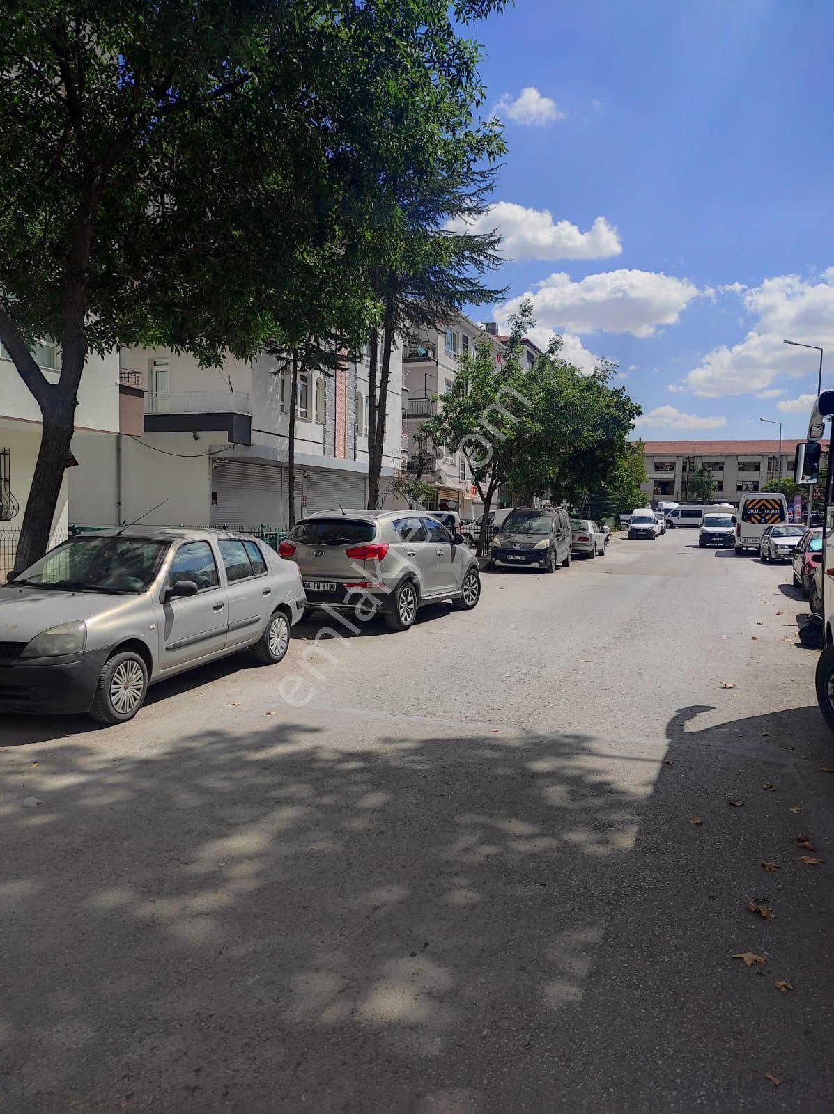 İskitlerde Cadde Üstü Satılık Dükkan - Görsel 2