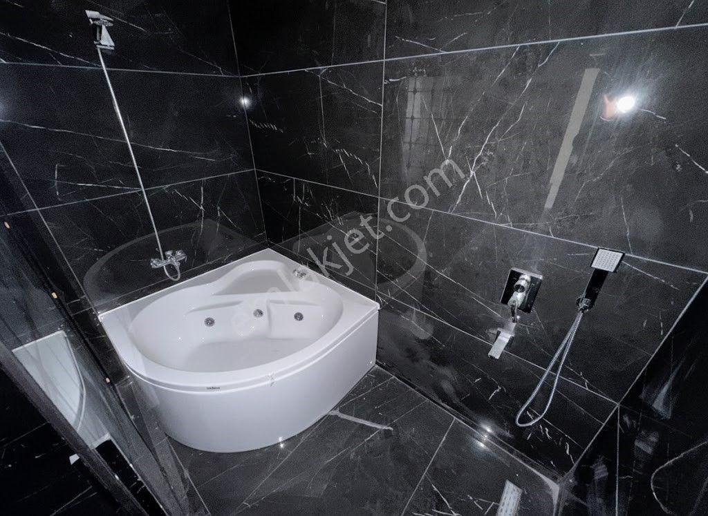 Uzman Emlak'tan Yozgat Bulvarında Site İçerisinde 4+1 Ultra Lüx Daire - Görsel 20