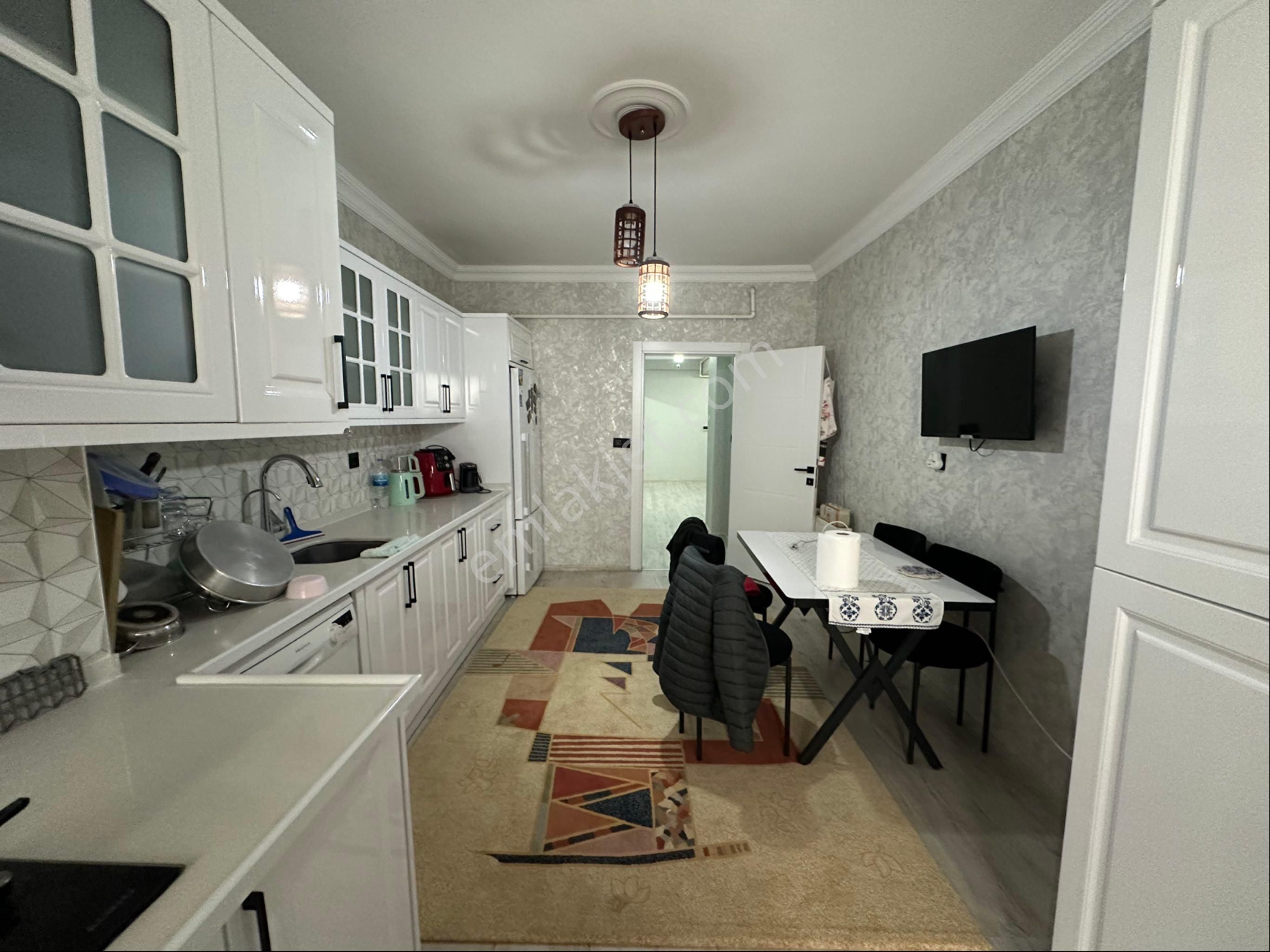 Karaköprü Akpıyar Mahallesinde Satılık Süper 4 Odalı Ara Kat Daire - Görsel 12