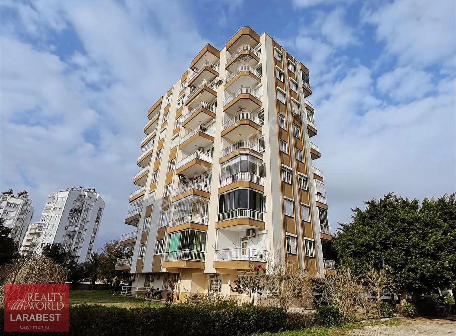 Güzeloba Düden Parkında 2+1 Açık Otoparklı Satılık Bahçe Katı - Görsel 6