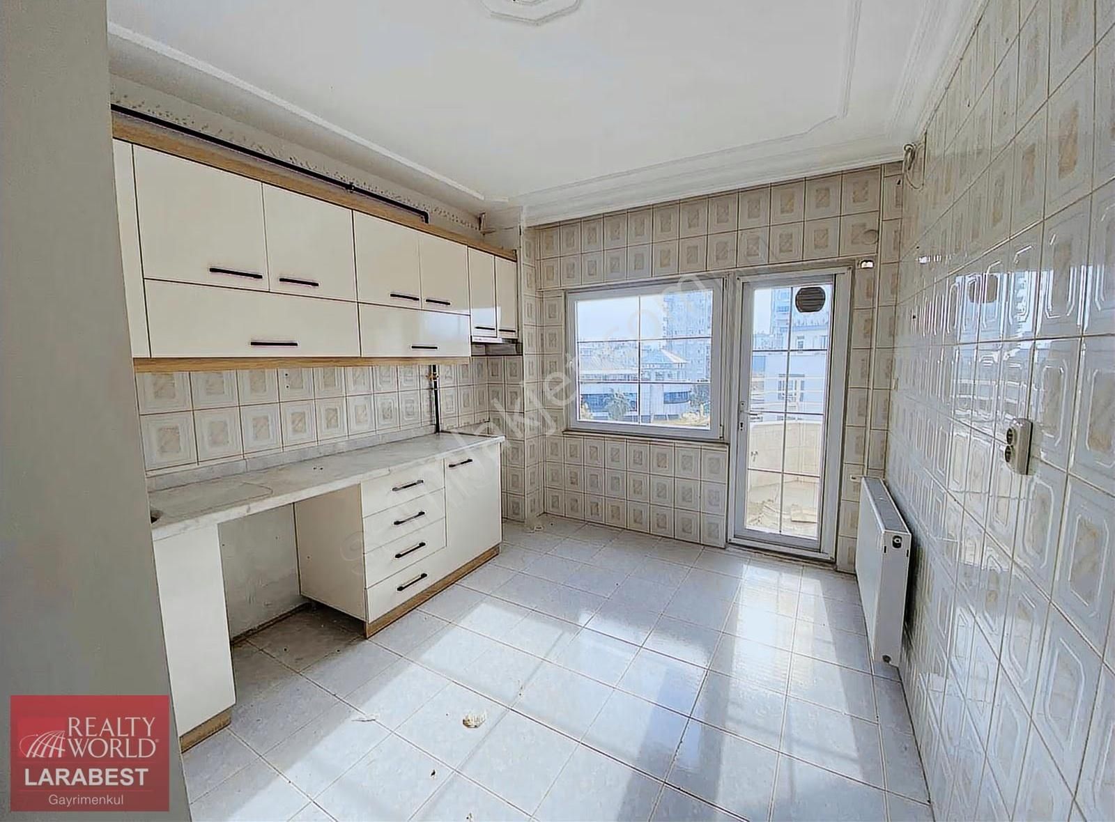 Kırcami'de Muhteşem Konumda Satılık 3+1 Arakat Daire - Görsel 7