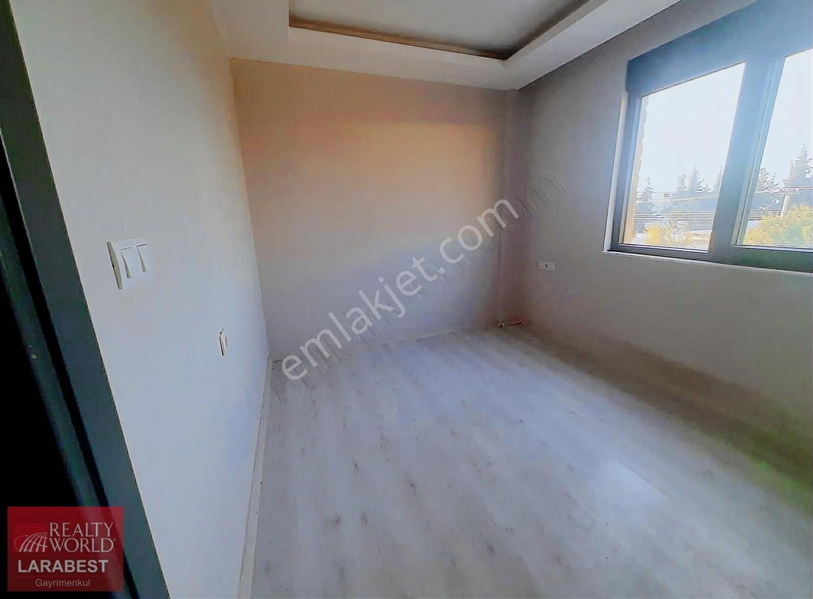 Altınova'da Yeni Binada Asansörlü Kiralık 2+1 Arakat Daire - Görsel 4