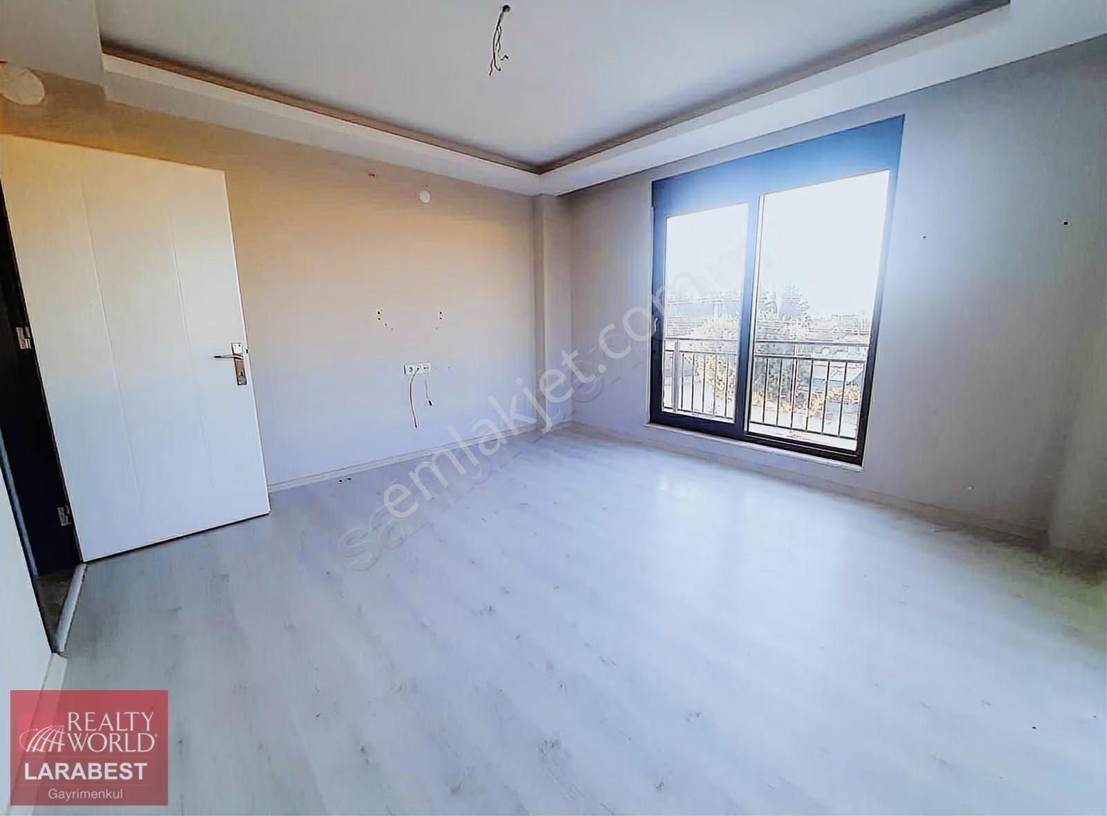 Altınova'da Yeni Binada Asansörlü Kiralık 2+1 Arakat Daire - Görsel 10