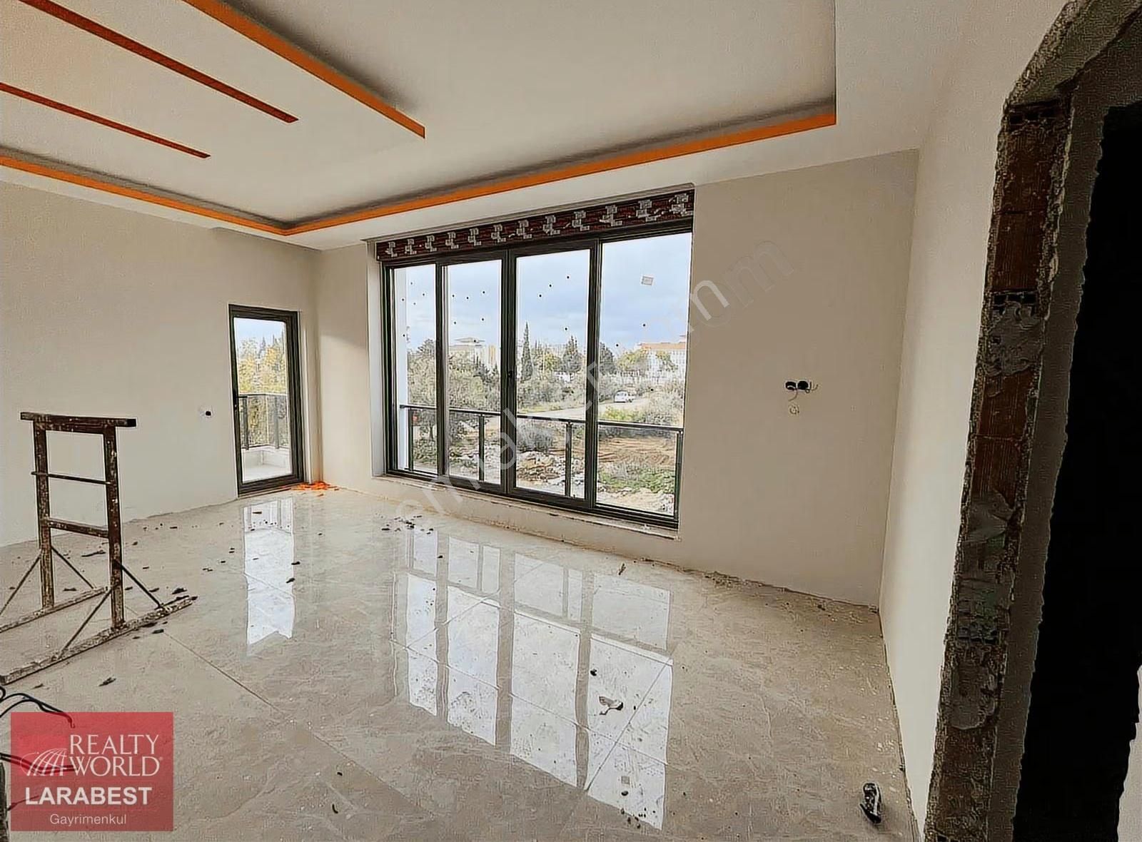 Ermenek Mahallasinde Müstakil Satılık Havuzlu 4+1 Villa - Görsel 6