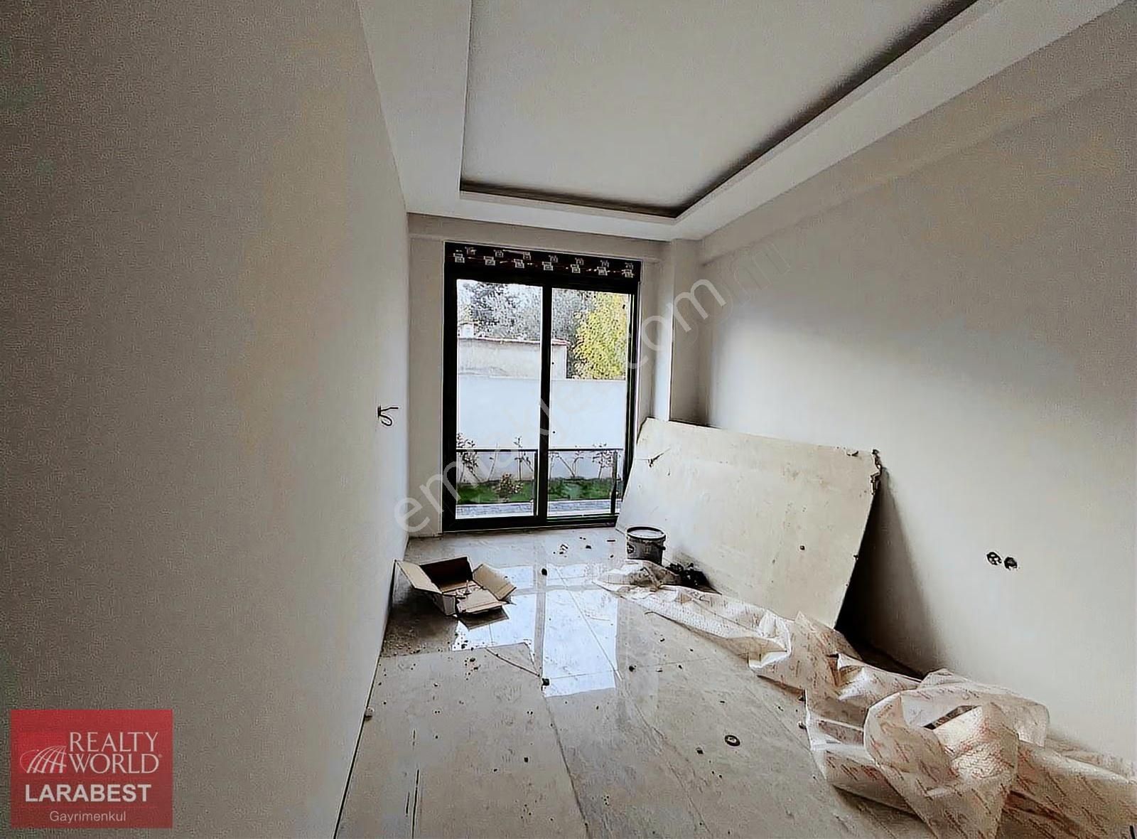 Ermenek Mahallasinde Müstakil Satılık Havuzlu 4+1 Villa - Görsel 2