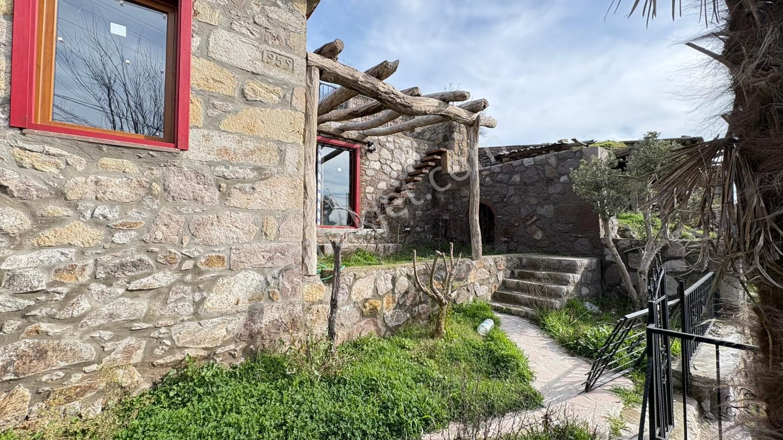 Çanakkale Ayvacık Ahmetler'de Müstakil Taş Ev - Görsel 19