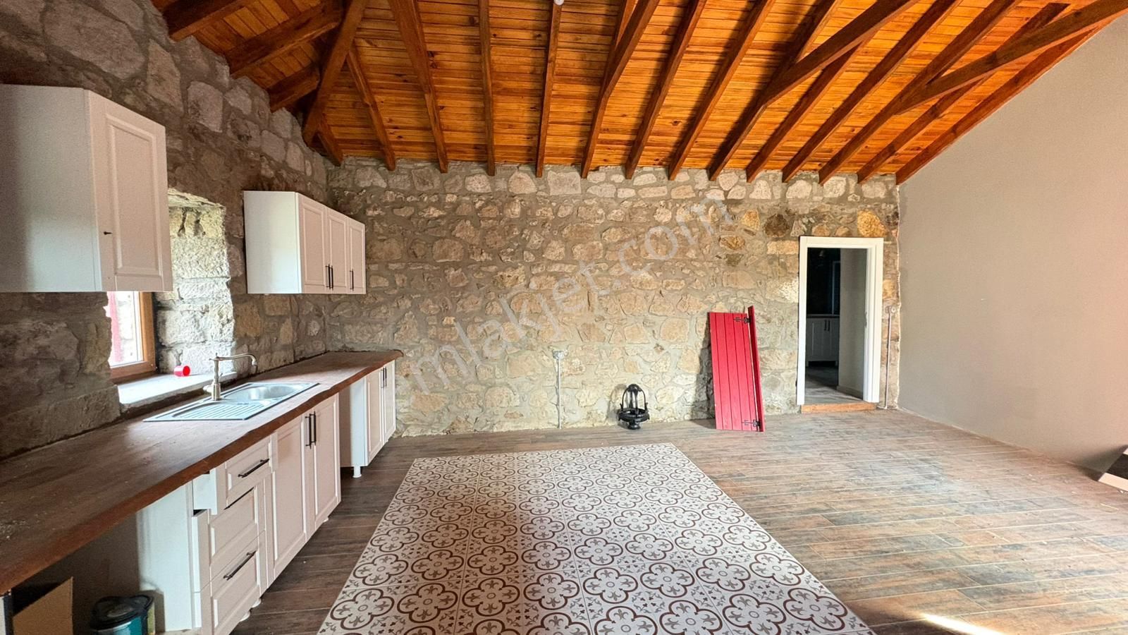 Çanakkale Ayvacık Ahmetler'de Müstakil Taş Ev - Görsel 6