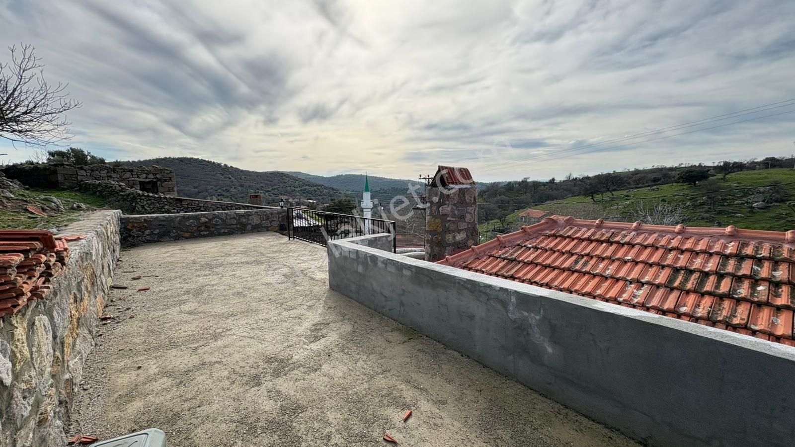 Çanakkale Ayvacık Ahmetler'de Müstakil Taş Ev - Görsel 11