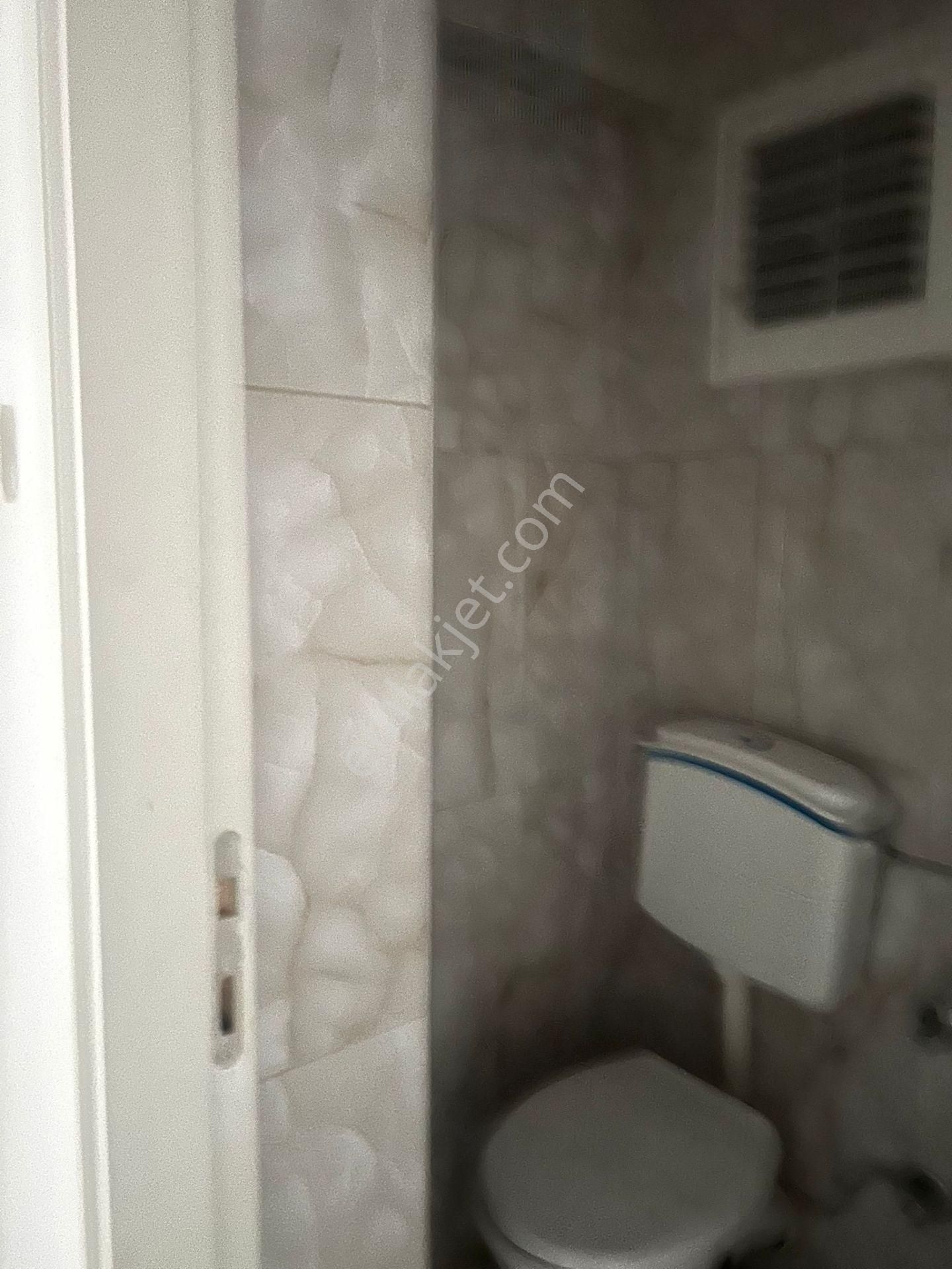 Alsancak Spor Salonu Trt Sağlık Hastane Kızılkanat Sit 2+1 Daire - Görsel 14