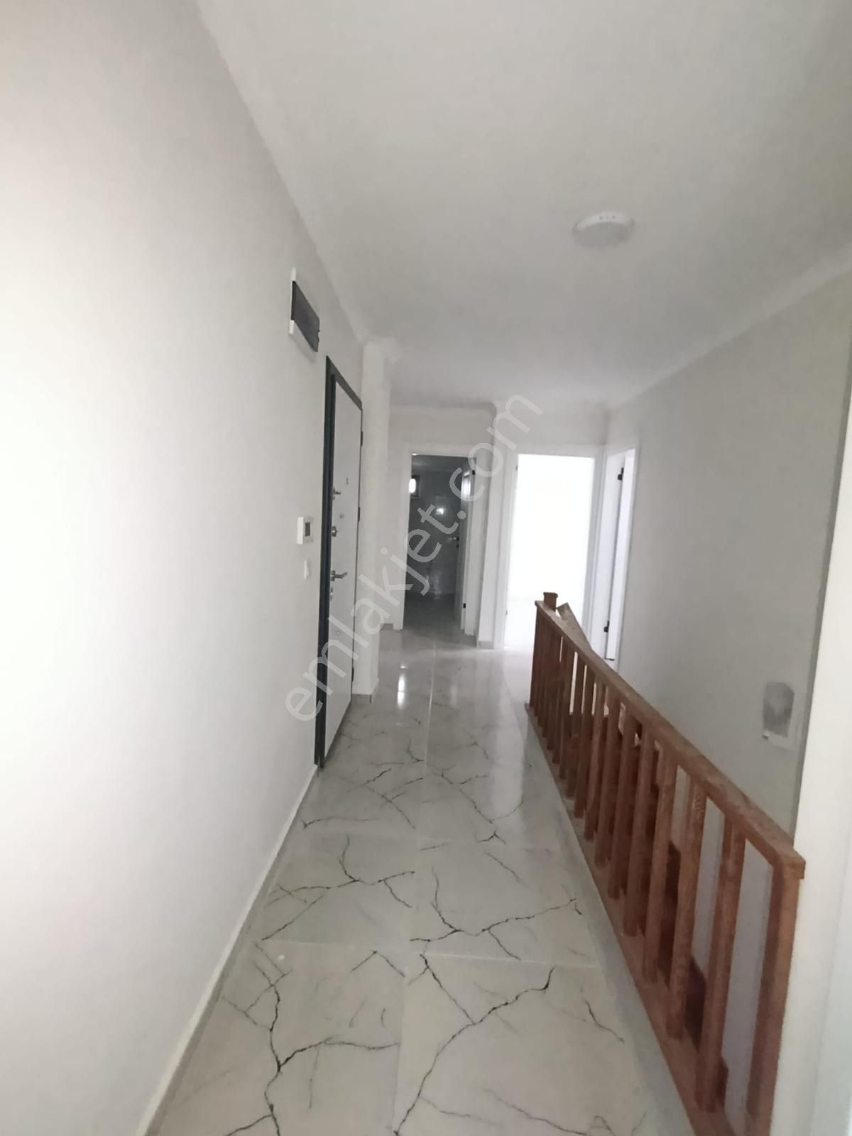 Satılık 4+2 200 M2 Üst Dubleks Veysel Karani Mahallesi - Görsel 24