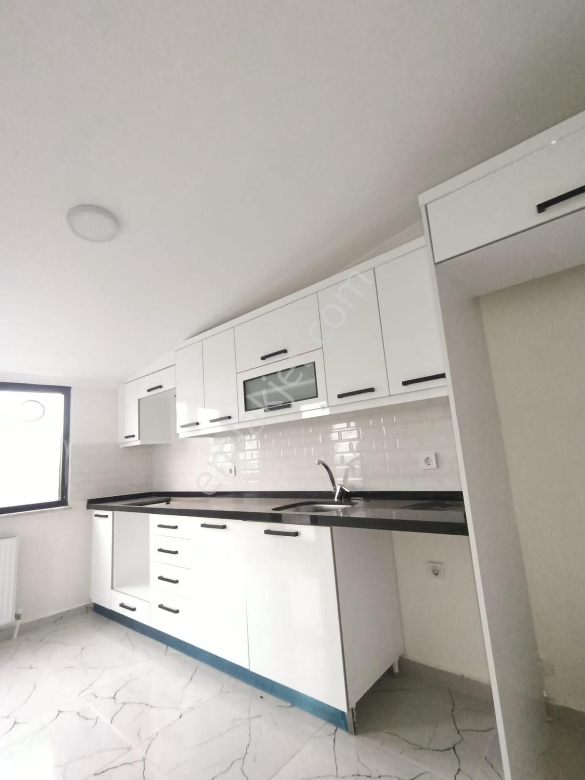 Satılık 4+2 200 M2 Üst Dubleks Veysel Karani Mahallesi - Görsel 15