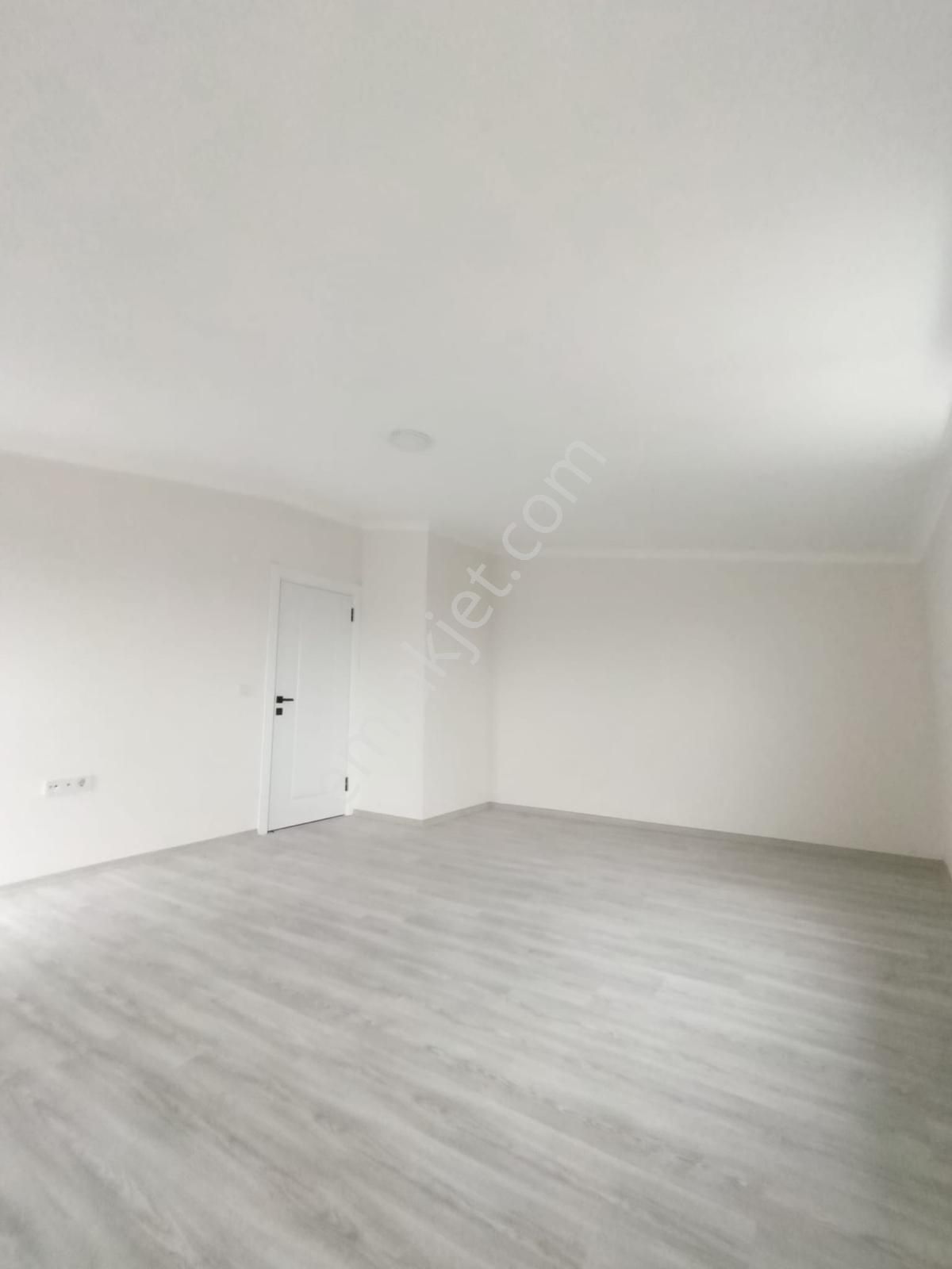 Satılık 4+2 200 M2 Üst Dubleks Veysel Karani Mahallesi - Görsel 30