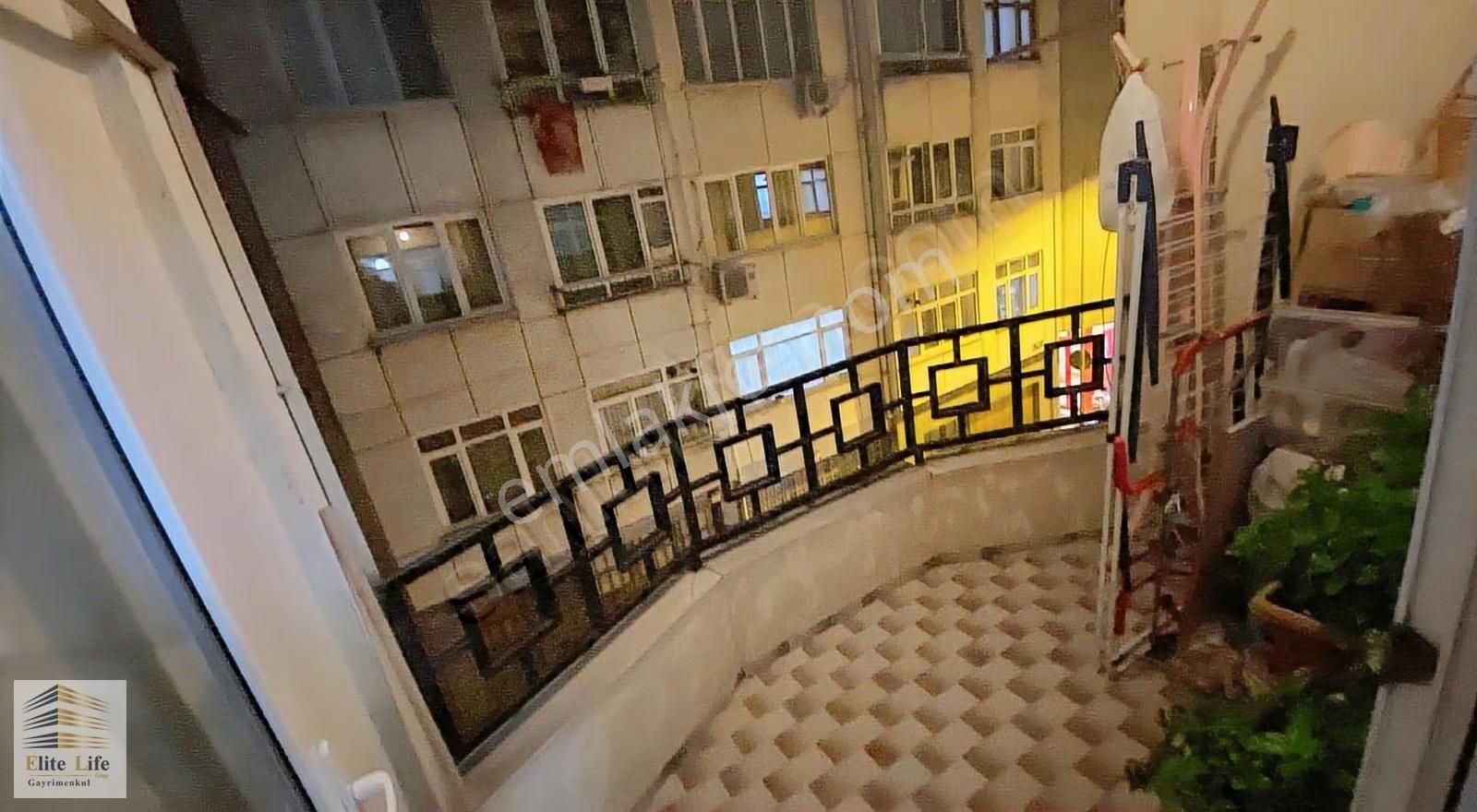 4. Levent'te Metro Yanı, İçi Sıfırlanacak Lüks 2+1, Asansörlü - Görsel 11