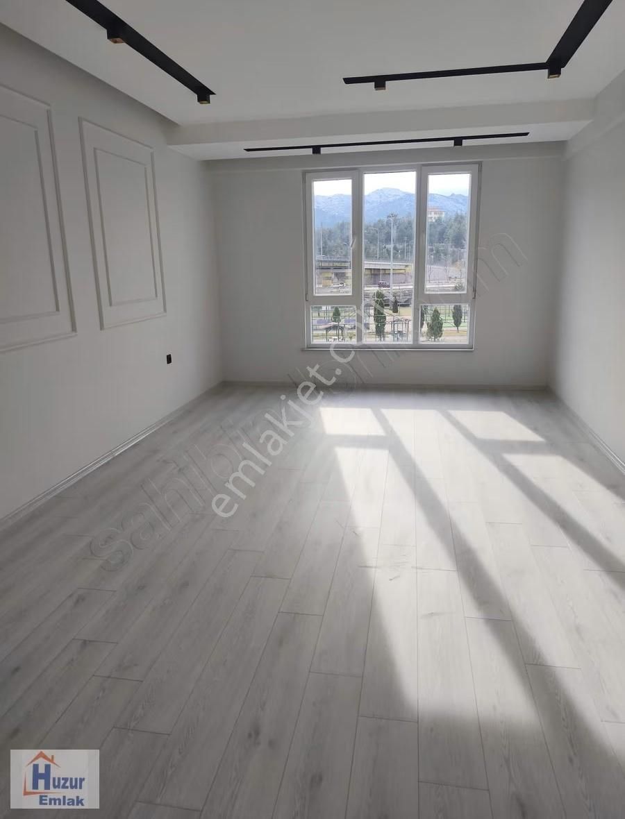 Selçuklu Mahallesinde 4+1 Satılık Ultra Lüx Daire. - Görsel 2