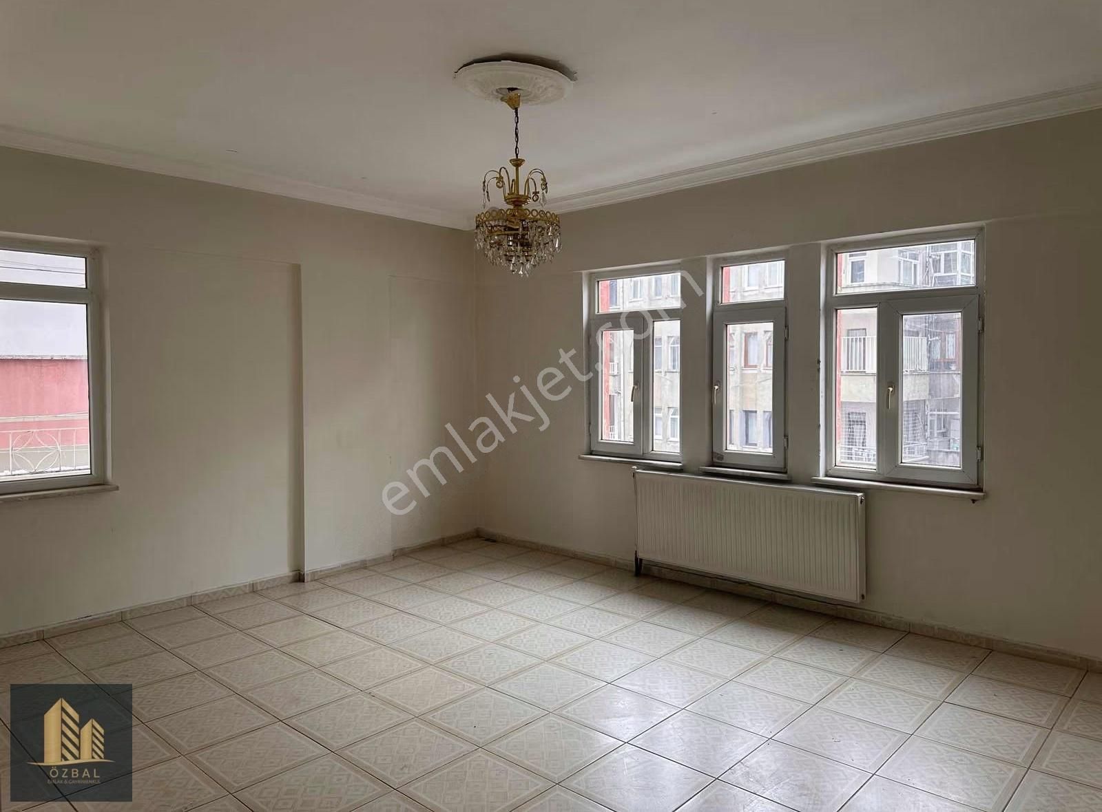 Özbal Emlak Ofis Rızvanağa Caddesinde Kiralık Daire - Görsel 10