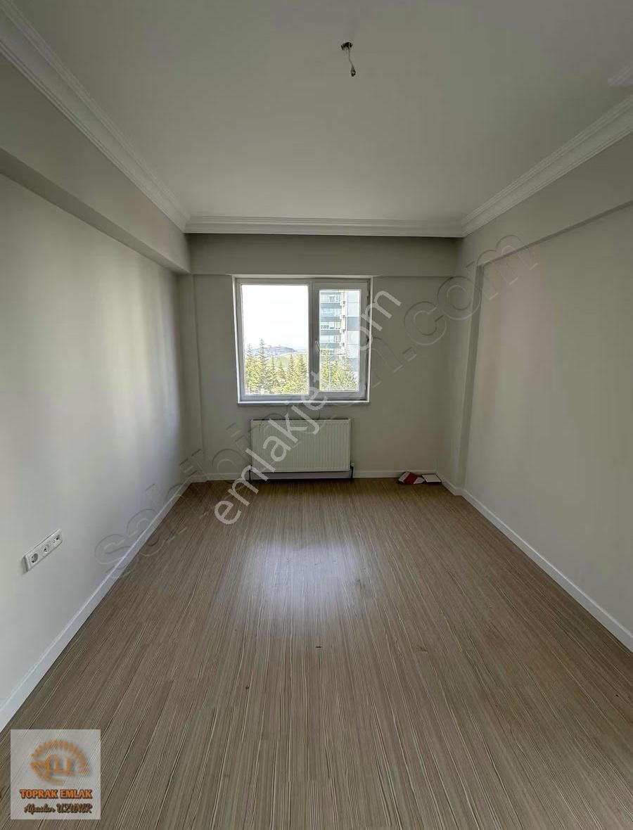 Toprak Emlak'tan Şehitlik Mahallesinde Satılık 4+1 Ara Kat Daire - Görsel 28