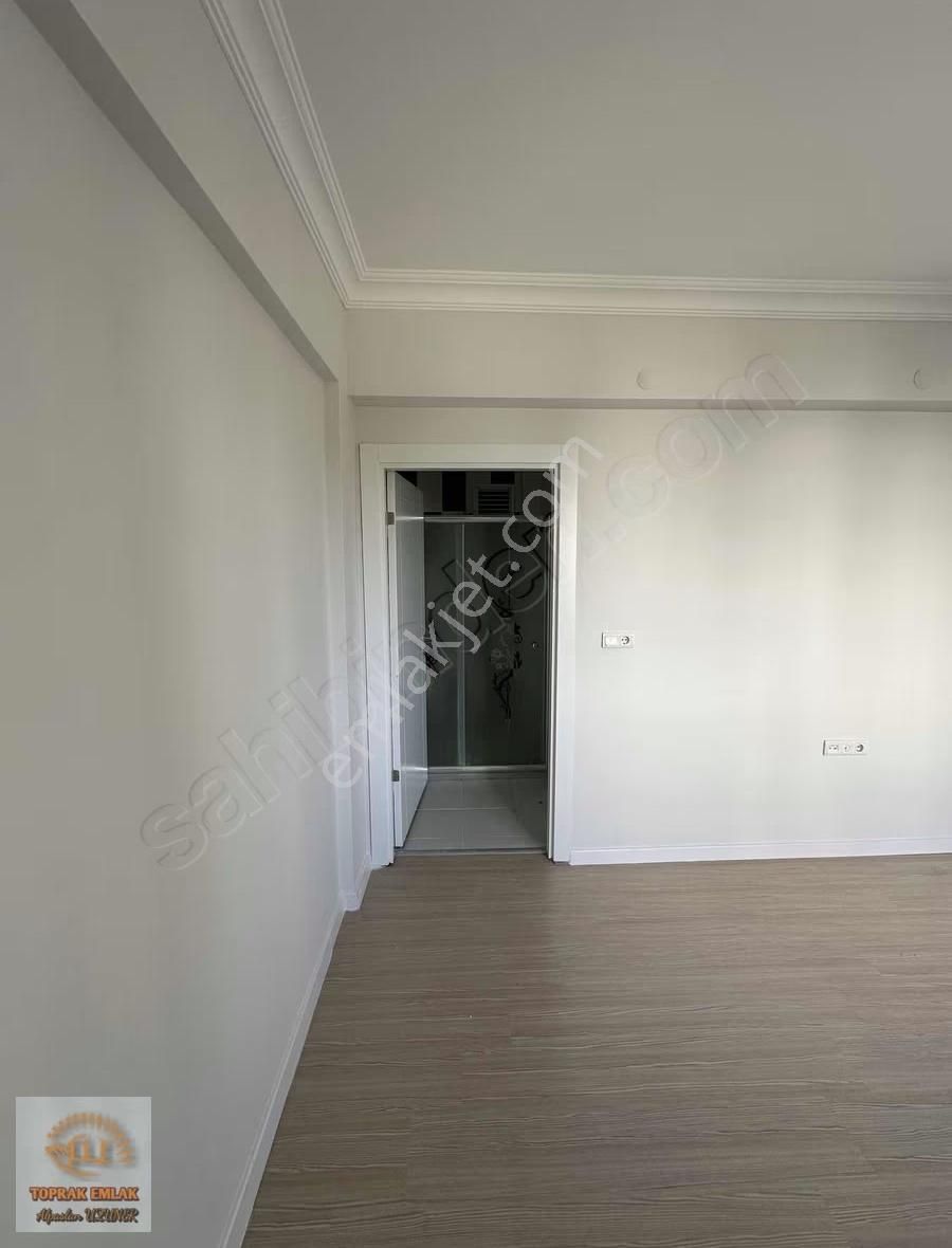 Toprak Emlak'tan Şehitlik Mahallesinde Satılık 4+1 Ara Kat Daire - Görsel 27