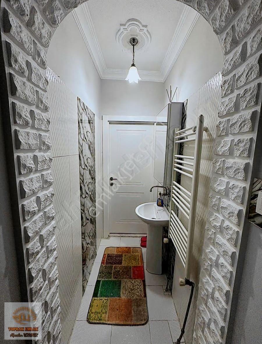 Mehmet Akif Mahallesinde İçi Full Yapılı Satılık 3+1 Daire - Görsel 20