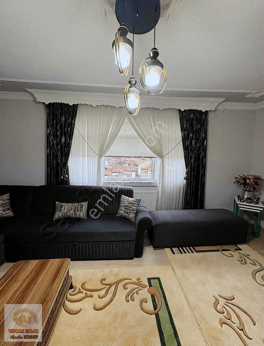 Mehmet Akif Mahallesinde İçi Full Yapılı Satılık 3+1 Daire - Görsel 9