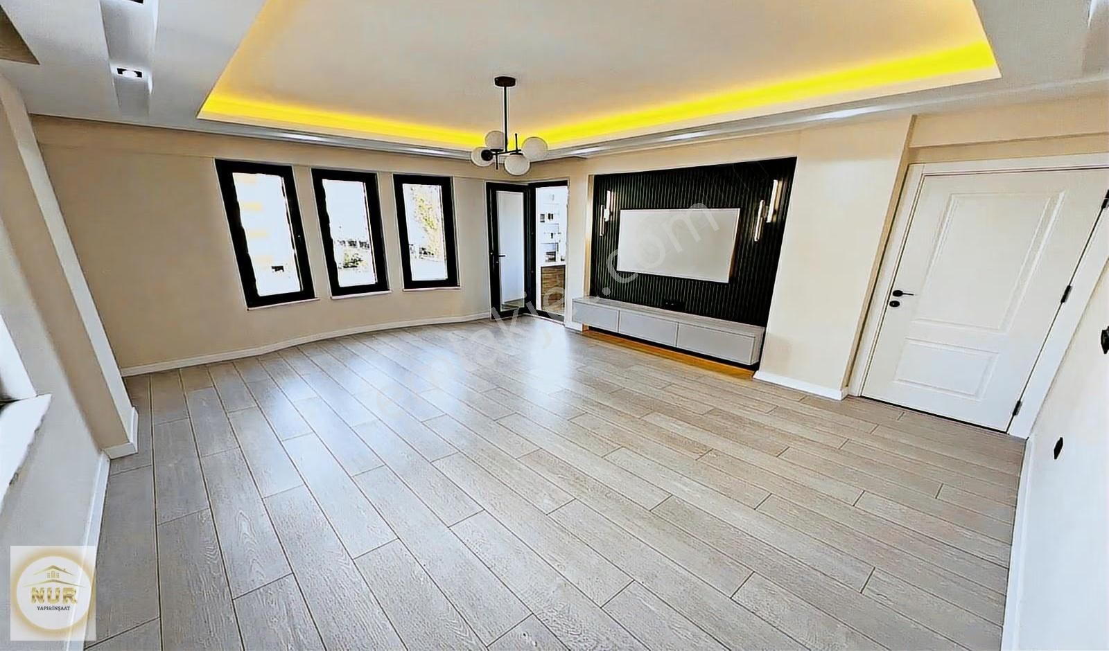 Nur Yapı'dan Geniş M2 Emsalsiz Kelepir Fiyata 2+1 Ara Kat Daire - Görsel 16