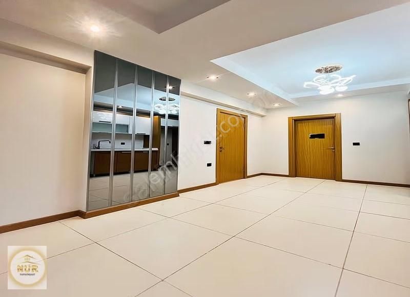 Nur Yapı'dan Avcılara Komşu 28bin Kira Getirili Metrobüse 2dk2+1 - Görsel 8