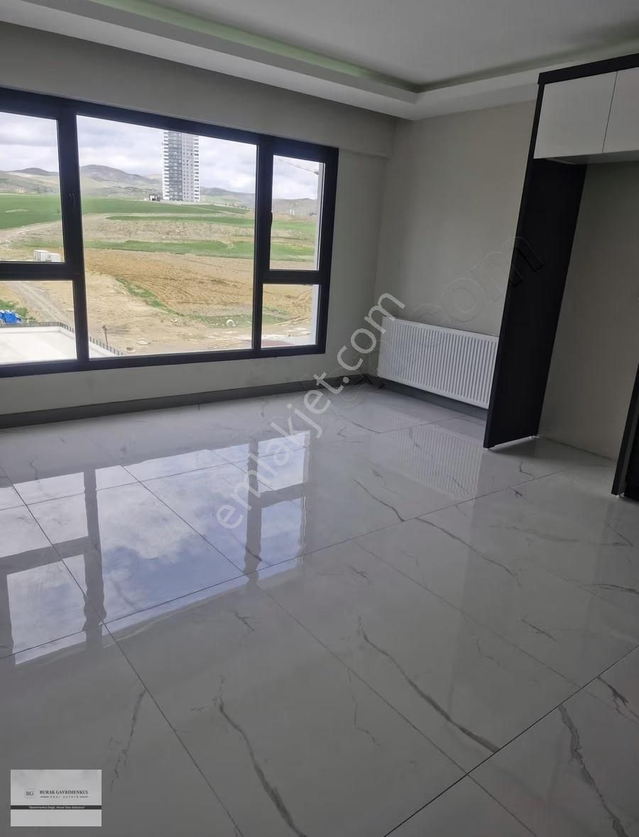 Ada Grossa Göbeğe Yakın 2+1 Kiralık Yeni Bina - Görsel 11