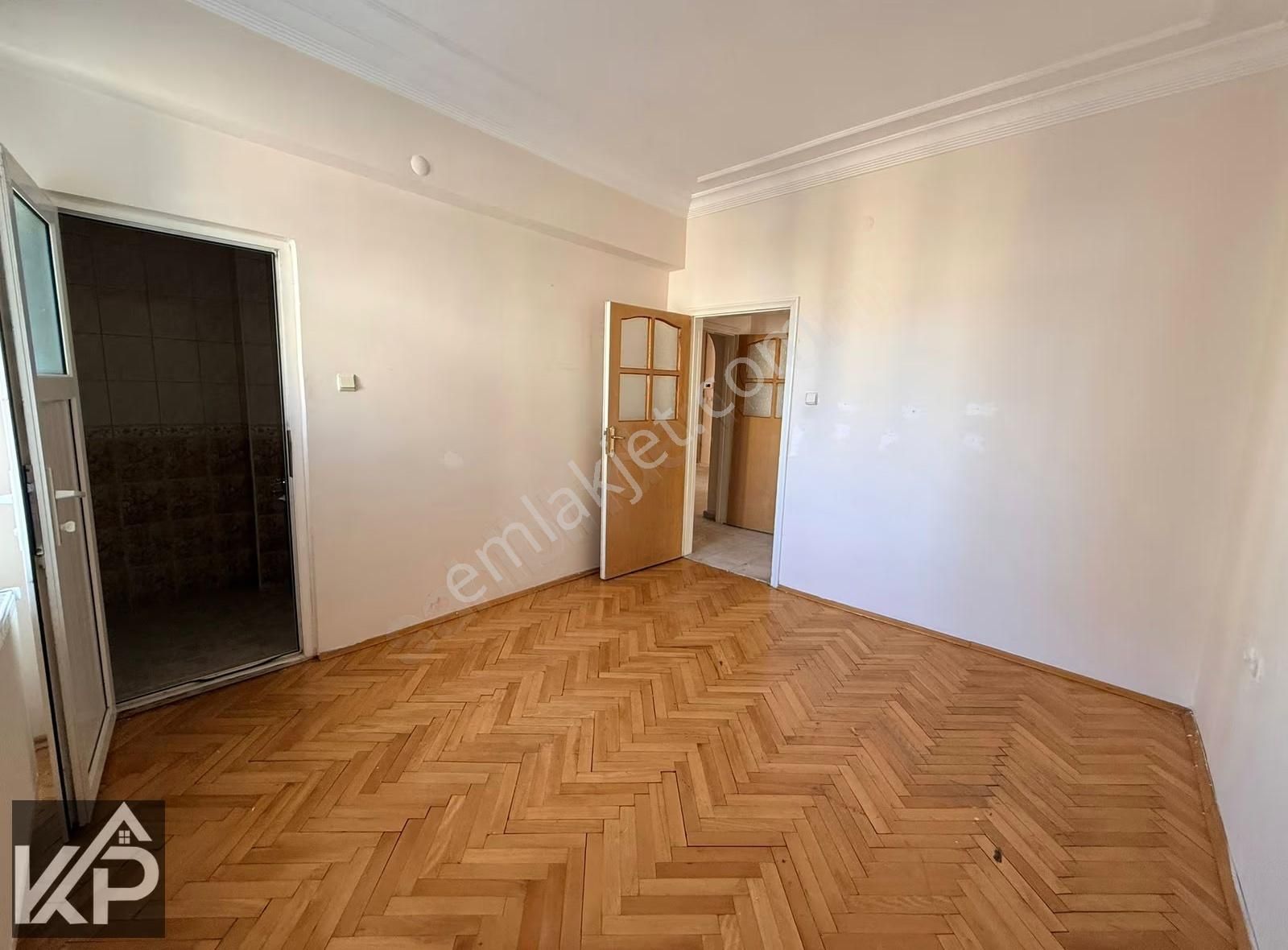 Köşk Mahallesinde Satılık Geniş Ve Ferah 4+1 Satılık Daire - Görsel 15