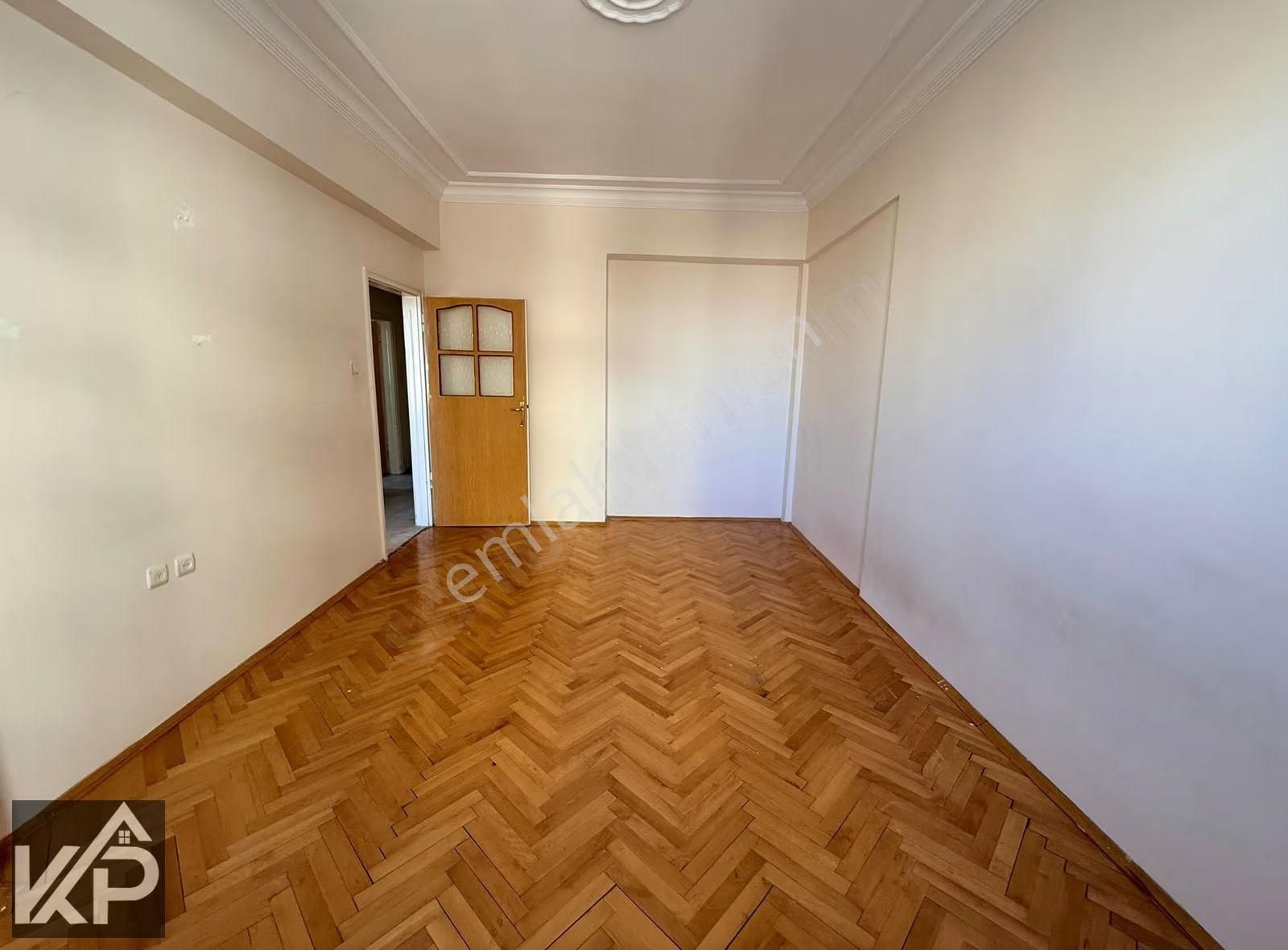 Köşk Mahallesinde Satılık Geniş Ve Ferah 4+1 Satılık Daire - Görsel 14