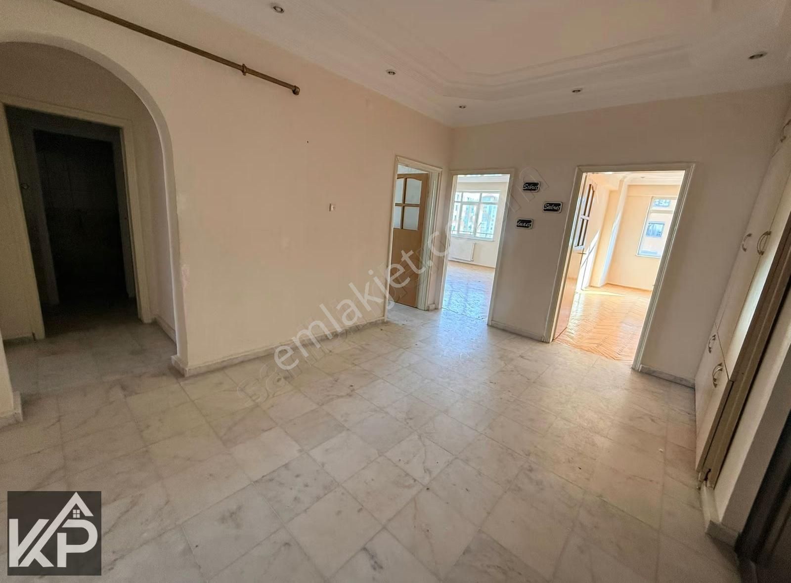 Köşk Mahallesinde Satılık Geniş Ve Ferah 4+1 Satılık Daire - Görsel 17