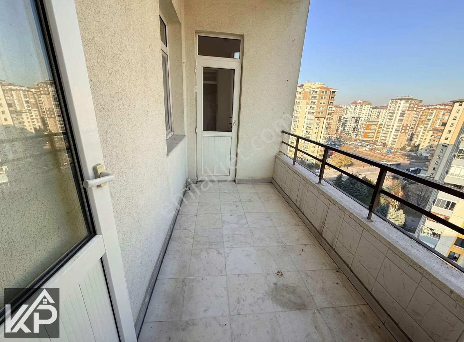 Köşk Mahallesinde Satılık Geniş Ve Ferah 4+1 Satılık Daire - Görsel 18