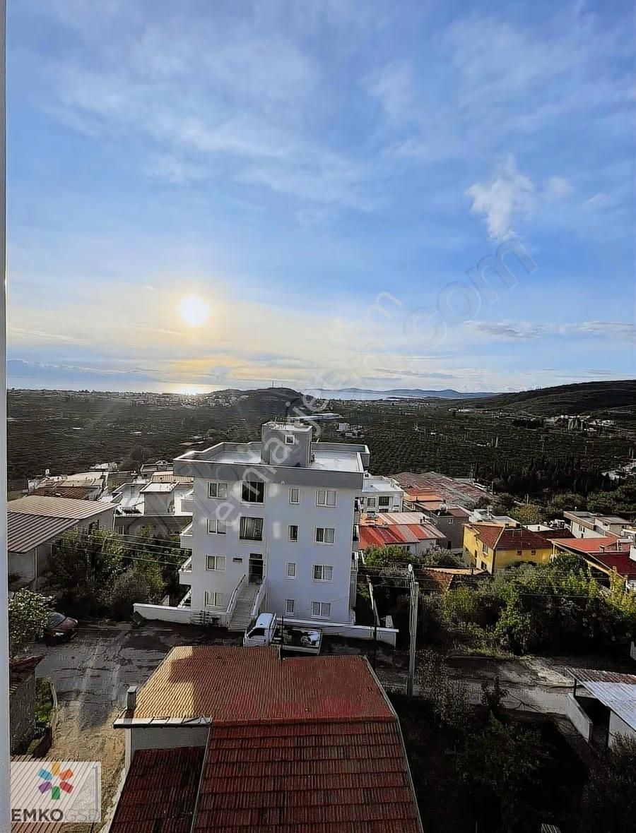 Gümüldür Full Deniz Manzaralı Ebeveyn Banyolu 2+1 Daire(emko)