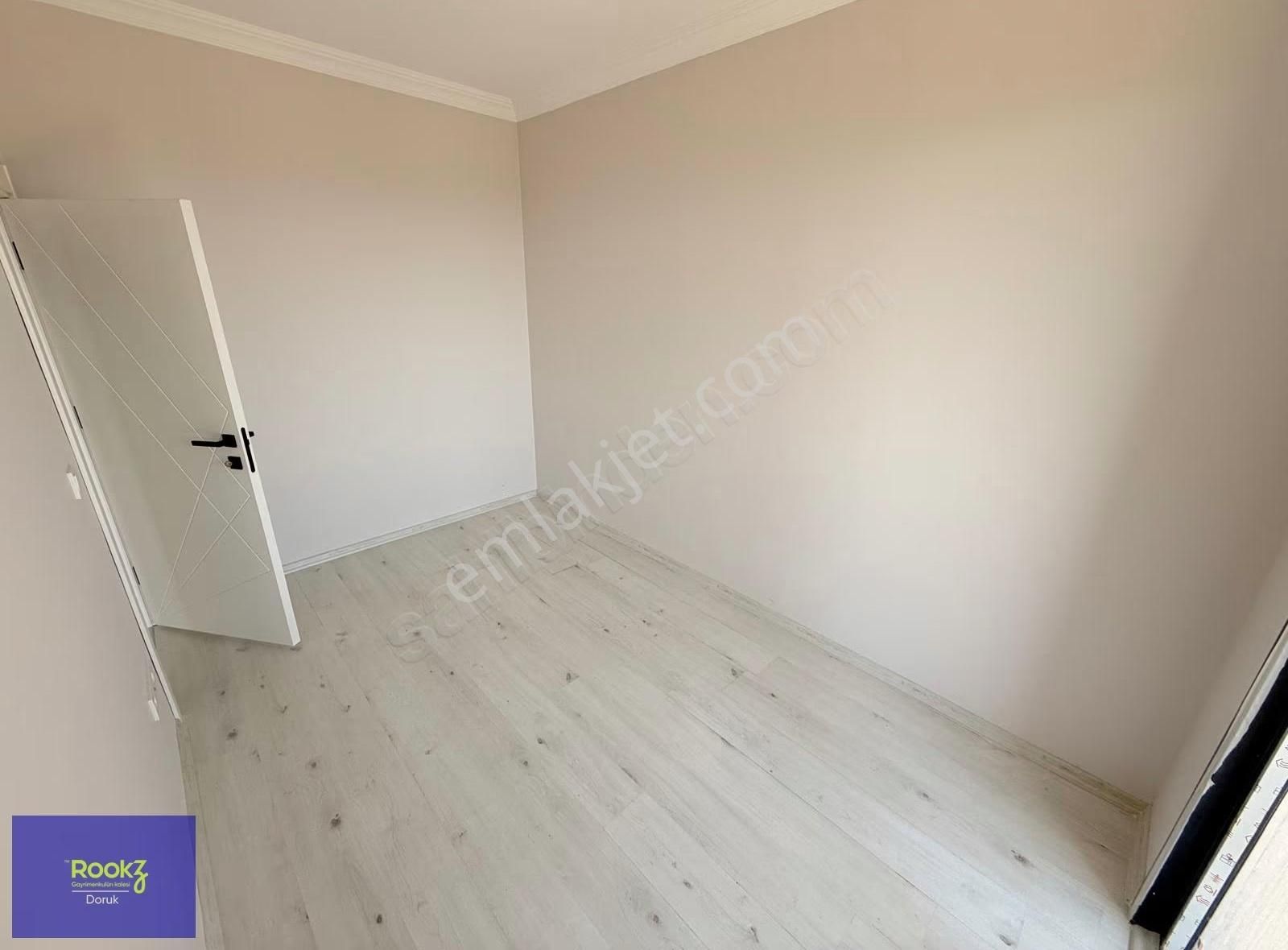 Rookzdoruk'dan Pendik'de Metroya Yakın Geniş Lüks Site İçi 3+1!! - Görsel 15