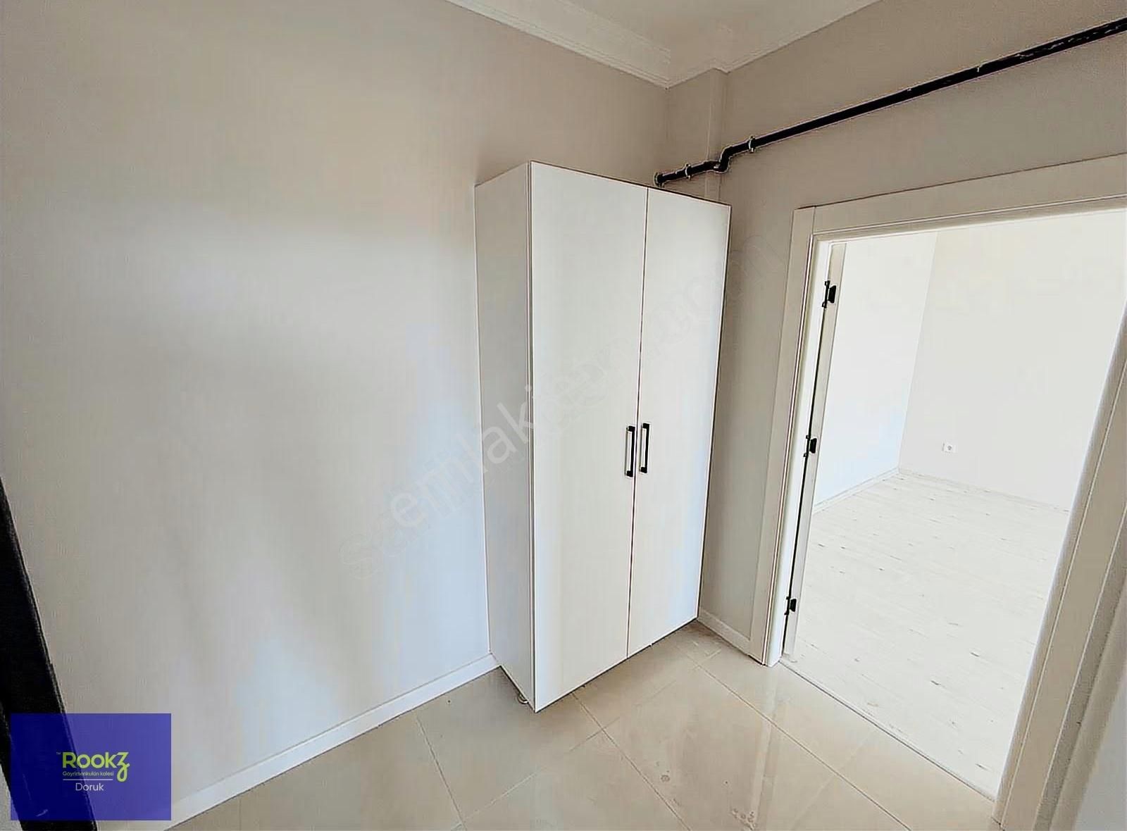 Rookzdoruk'dan Pendik'de Metroya Yakın Geniş Lüks Site İçi 3+1!! - Görsel 12