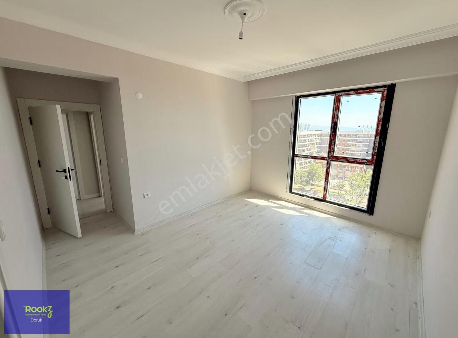 Rookzdoruk'dan Pendik'de Metroya Yakın Geniş Lüks Site İçi 3+1!! - Görsel 3