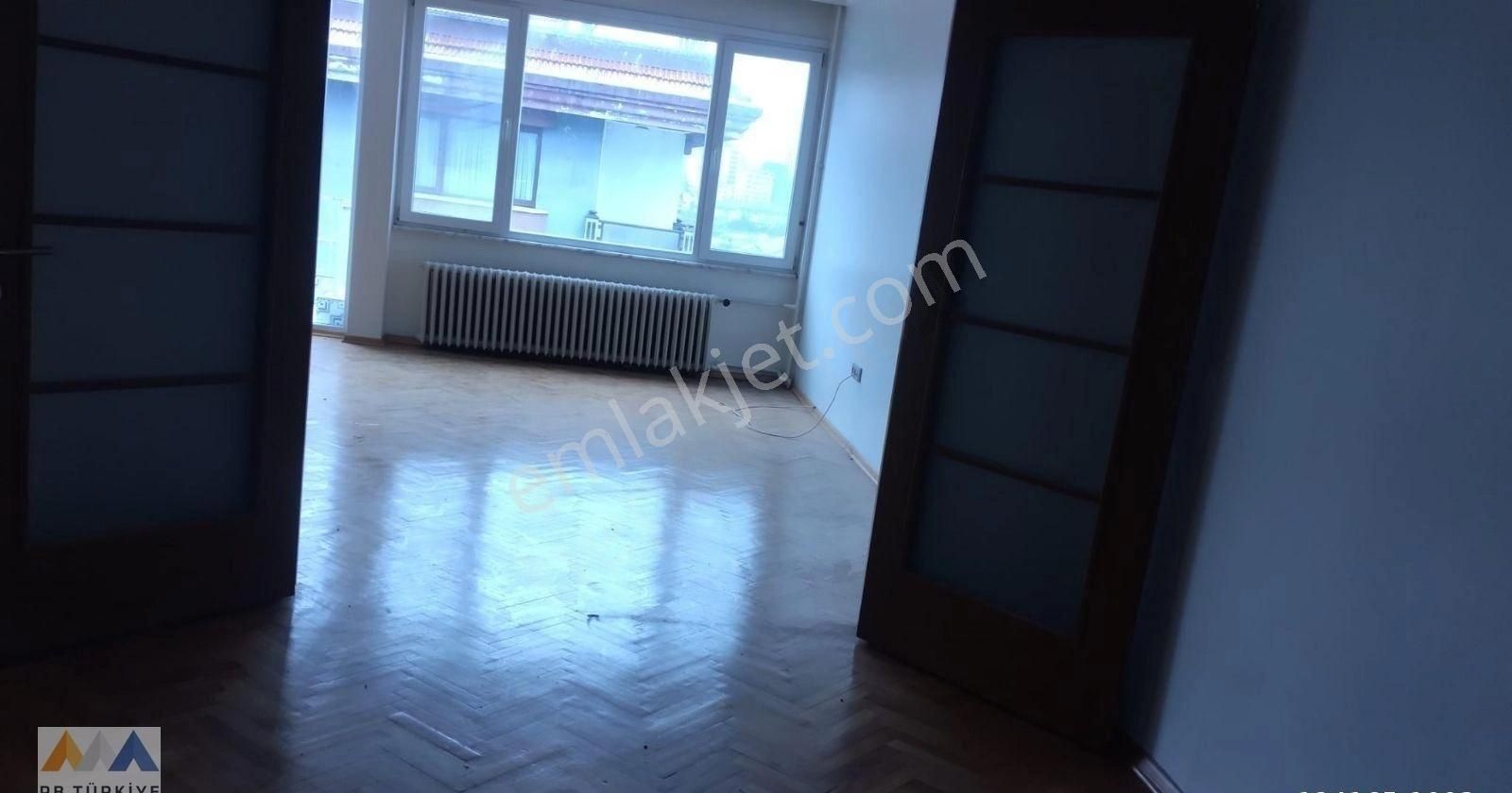 Moda Şifa Sokak'ta Ebeveyn Banyolu,deniz Manzaralı 3+1 Daire - Görsel 27