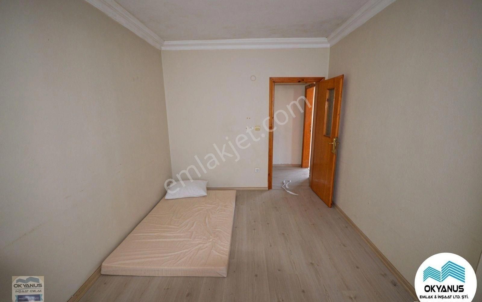 Karasuda Merkezi Konumda 3+1 Mutfak Ayrı Aile Yaşamına Uygun Satılık Daire!! - Görsel 18