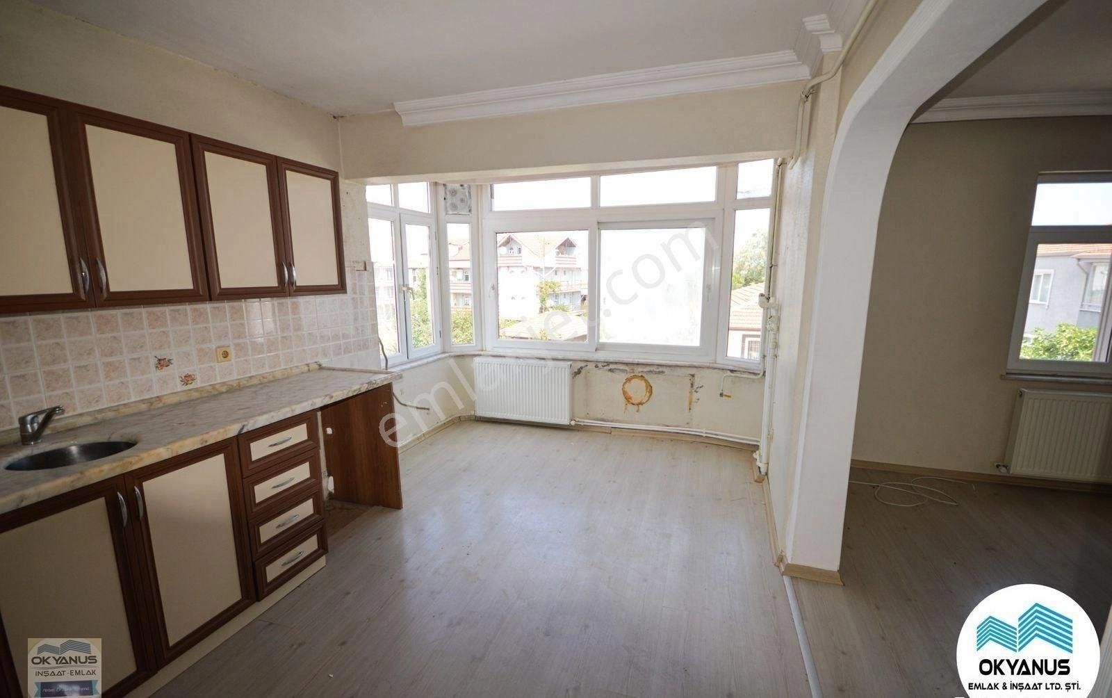 Karasuda Merkezi Konumda 3+1 Mutfak Ayrı Aile Yaşamına Uygun Satılık Daire!! - Görsel 17