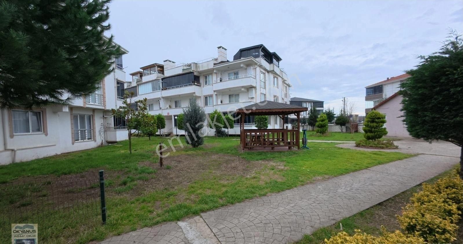 Havuzlu Sitede 3+1 Kombi-petek-cam Balkonlu Aile Yaşamına Uygun Geniş Teraslı Satılık Daire !! - Görsel 11