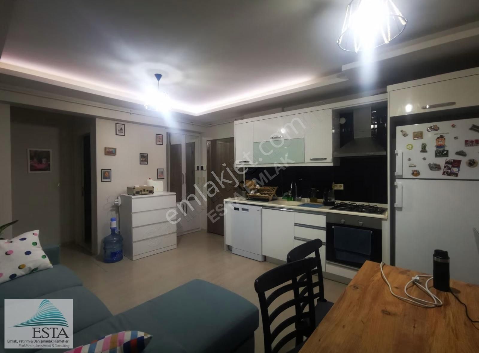 Katip Çelebi Üniversitesi Mevkii Kiralık 1+1 Balkonlu Daire - Görsel 9