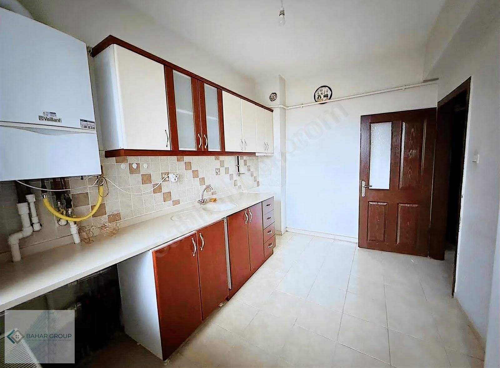 Keykukabatta Tramvayın Yanı Masrafsız Satılık 3+1 Daire - Görsel 22