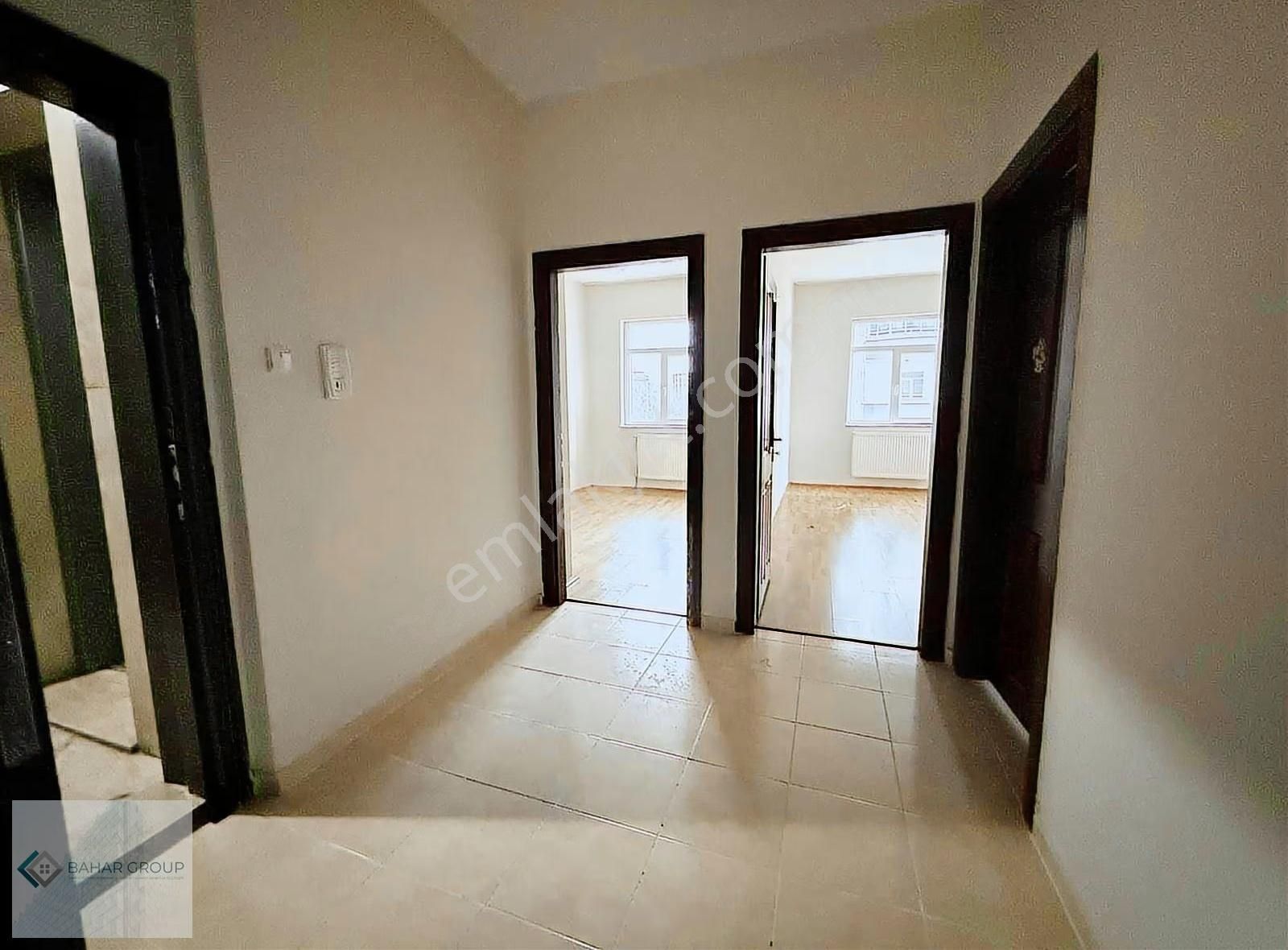 Keykukabatta Tramvayın Yanı Masrafsız Satılık 3+1 Daire - Görsel 11