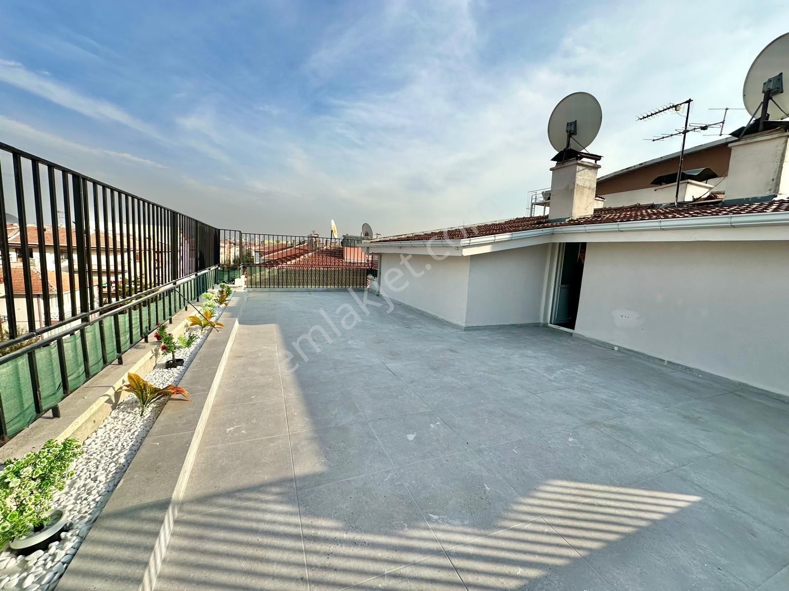 Yılmaz Gayrimenkulden Kacırılmayacak Sıncan Merkezde Teras Kat 4+1 Fırsat Dairesi - Görsel 32