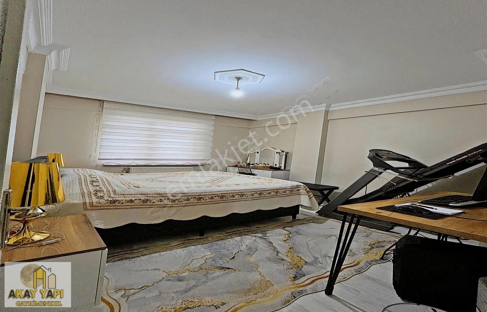 Güzelyurt Metrobüse Yürüme Mesafesinde Geniş 2+1 Satılık Arakat - Görsel 2