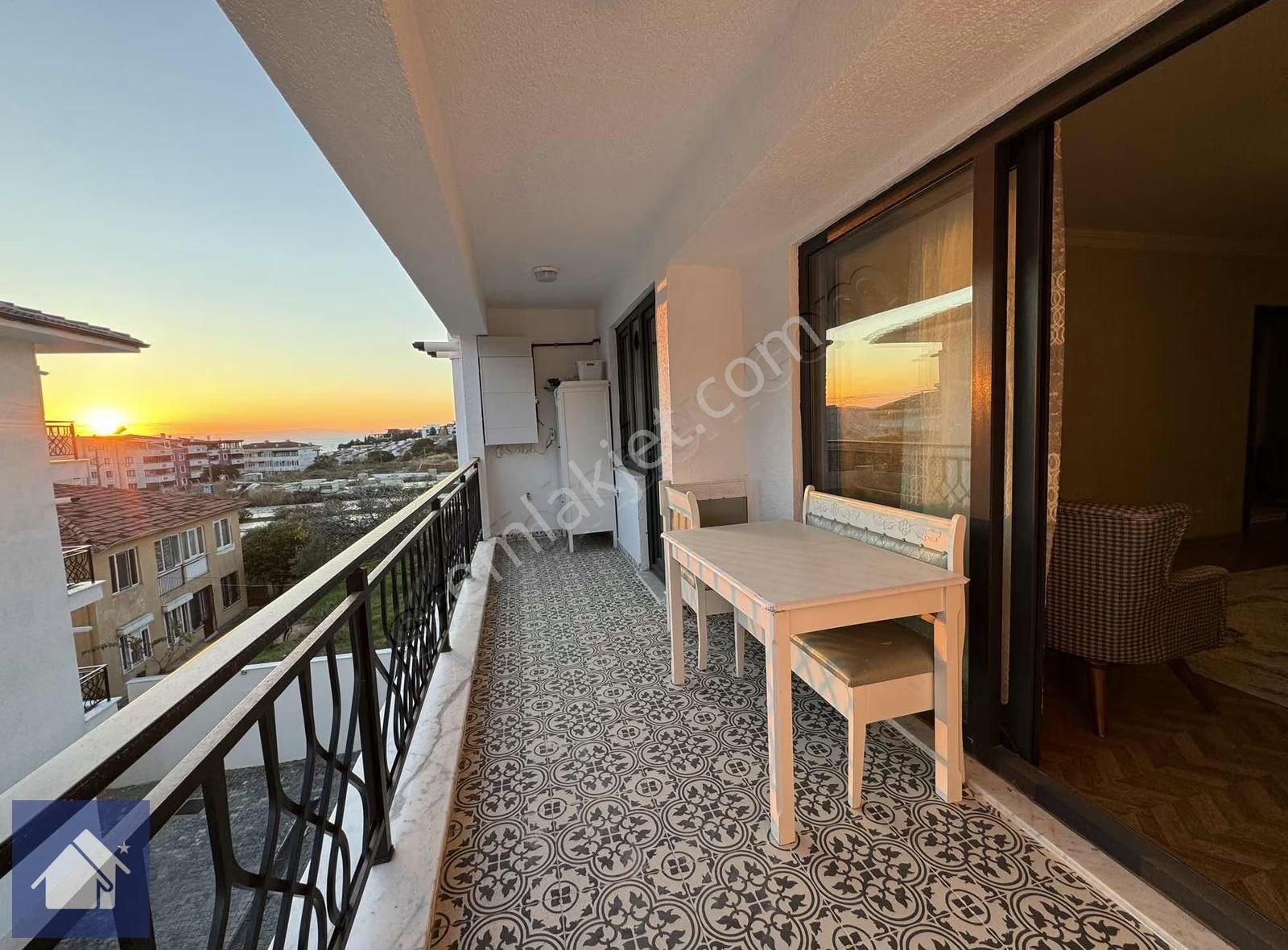 *yiğit Emlak Armutlu'dan*denize 50m*sıfır Lüks Daire* - Görsel 2