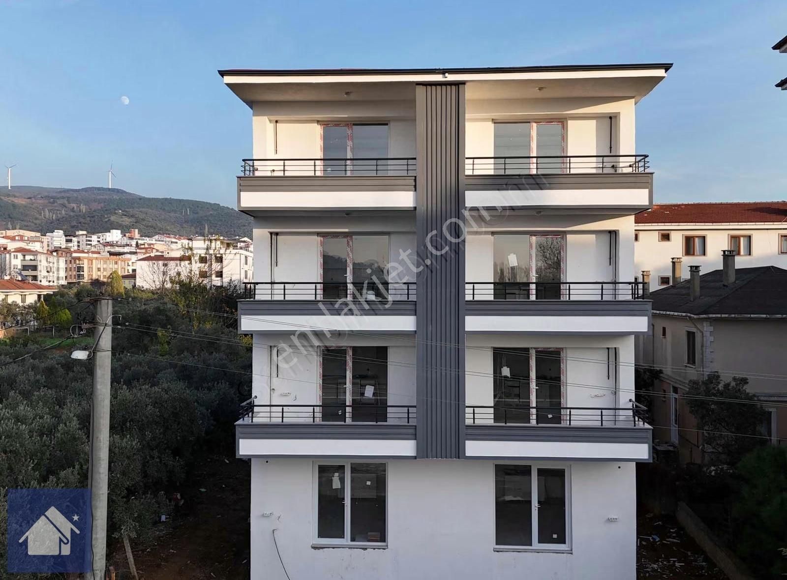 *yiğit Emlak Armutlu'dan*denize Çok Yakın*2+1 Sıfır Daire