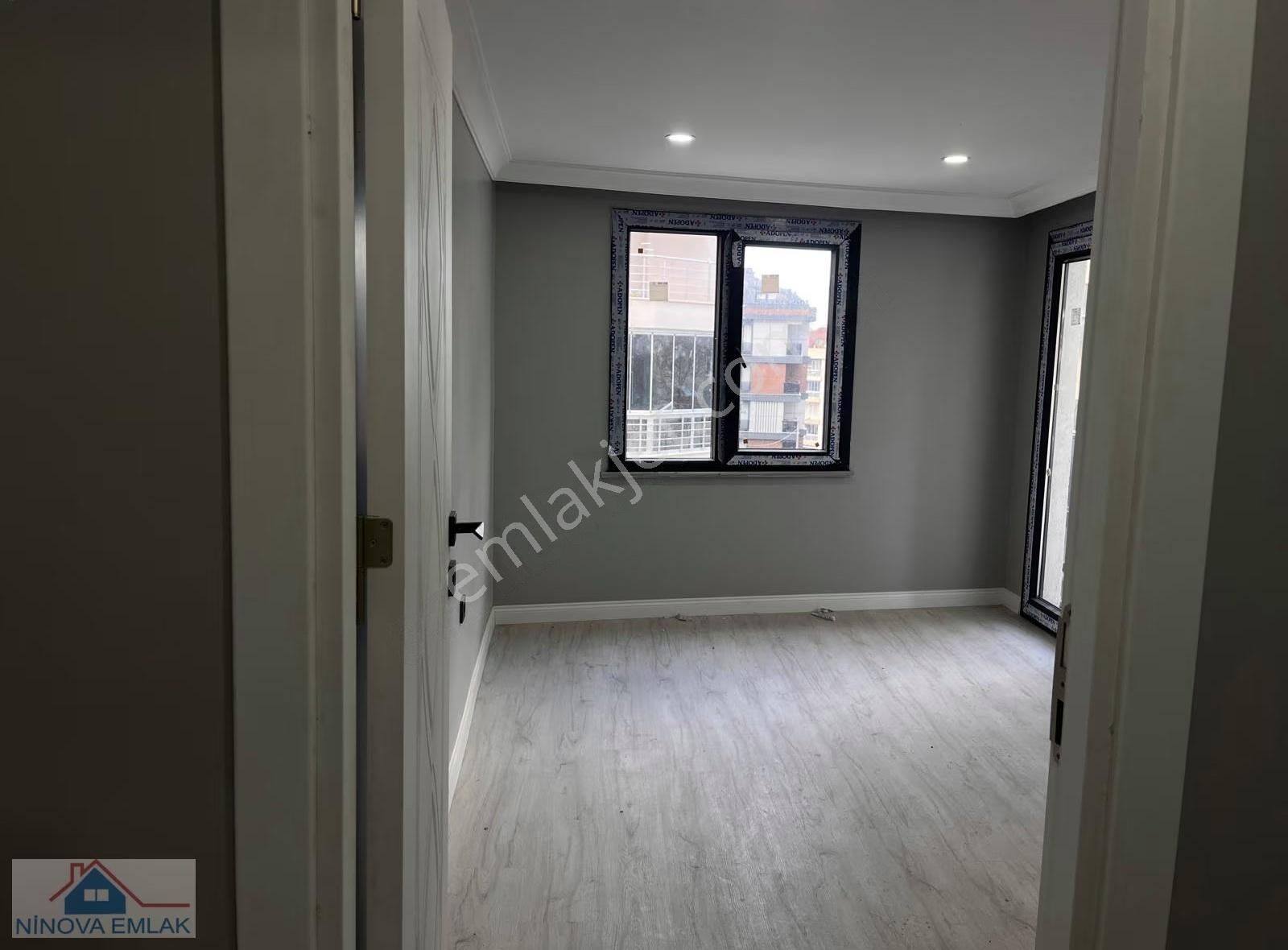 Kiralık 2+1 Sıfır Daire 3. Katta - Görsel 14